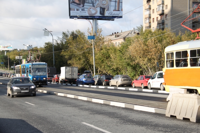 Трамваи прекращают движение по улице Красноуральской