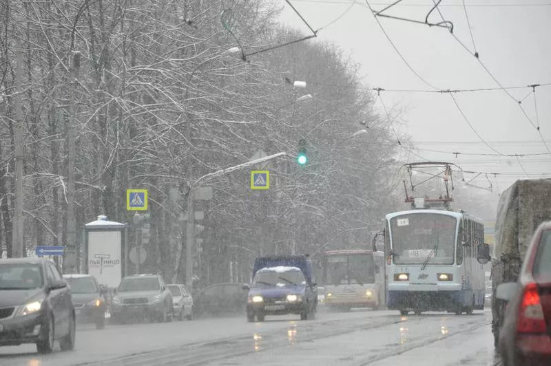В начале очередной нерабочей недели в Екатеринбурге пойдёт мокрый снег