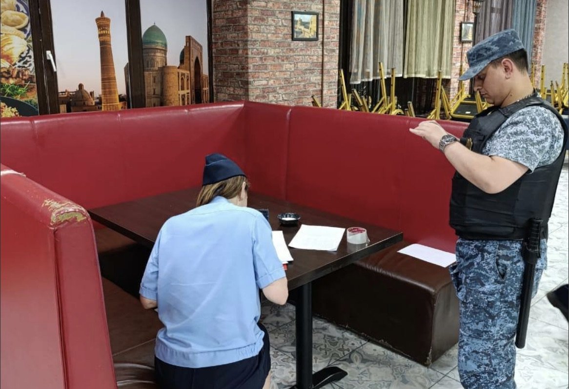 По решению суда приостановили работу кафе «Афганский плов»